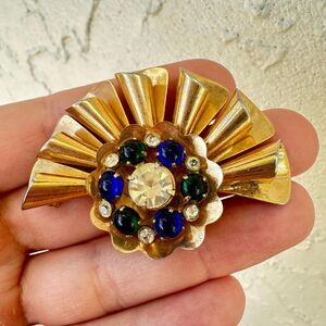 Vintage CORO EARLY ART Deco Vermeil Fab  Flower Brooch Pendant